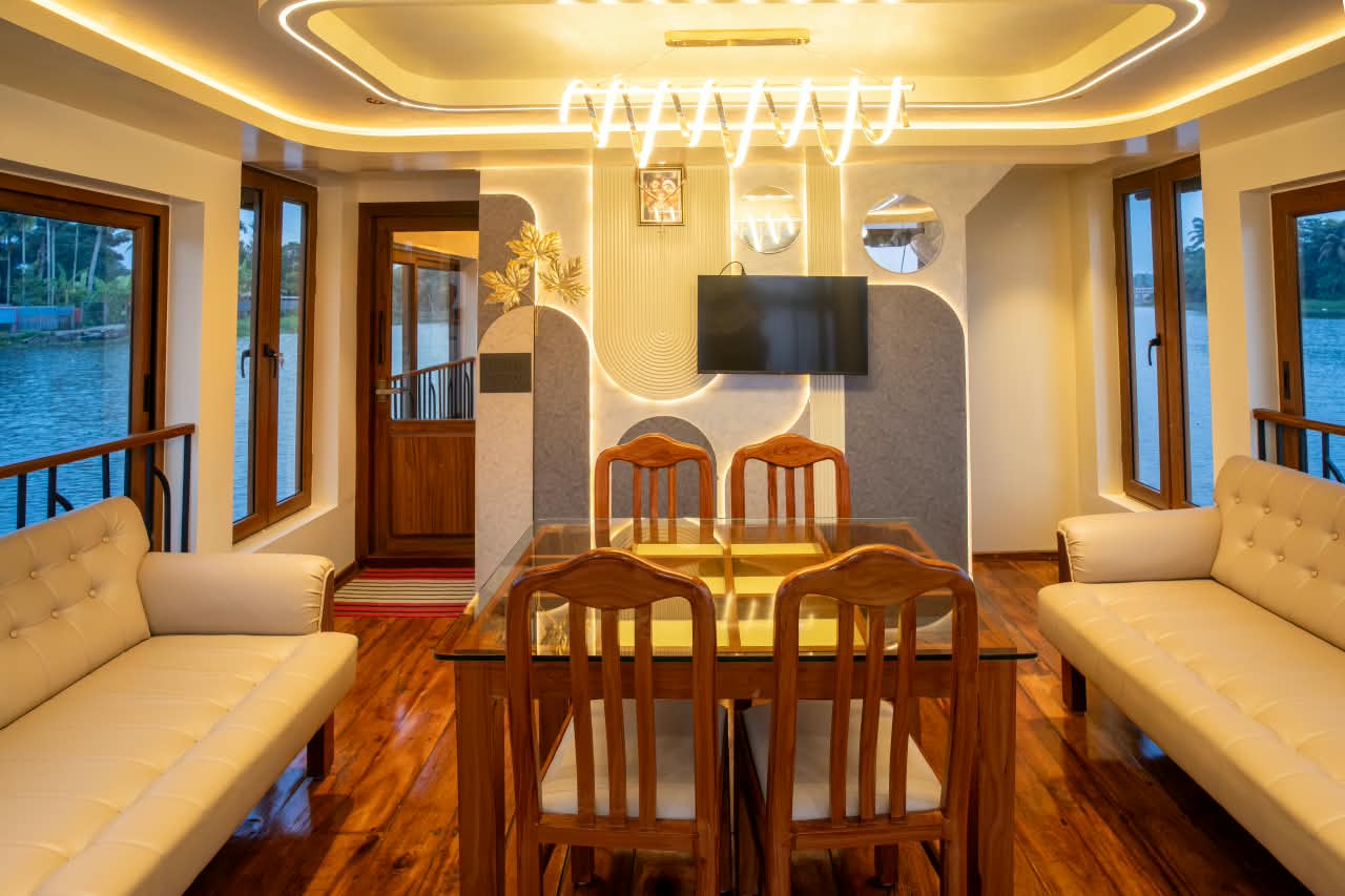 1 bedroom houseboat interior or facilities